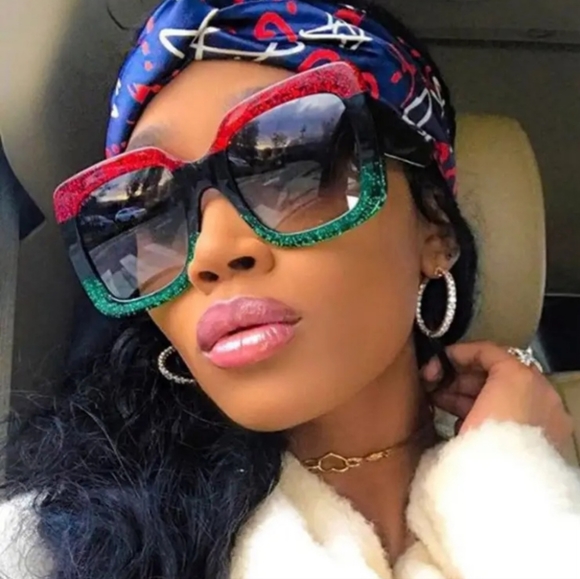 Y2K VIBE EXAGGERATED LARGE COLORBLOCK SUNGLASSES NWOT - Picture 5 of 6